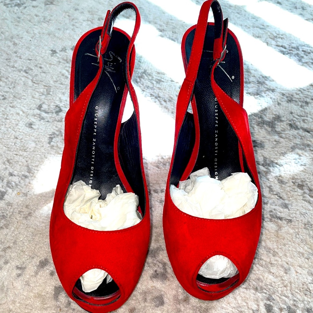 Giuseppe Zanotti ruby red heels